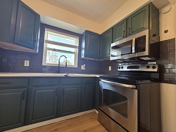 2nd image of 1802 W House St APT B