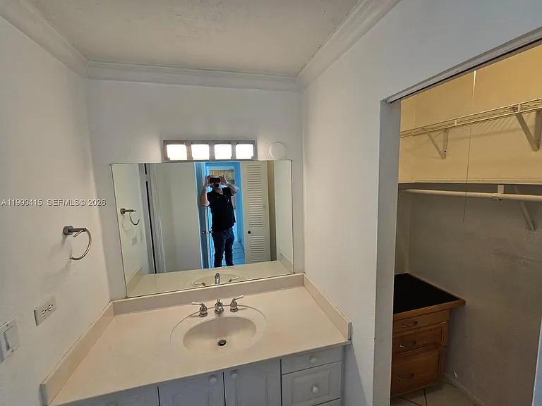 7135 Collins Ave #1821 — Photo 6
