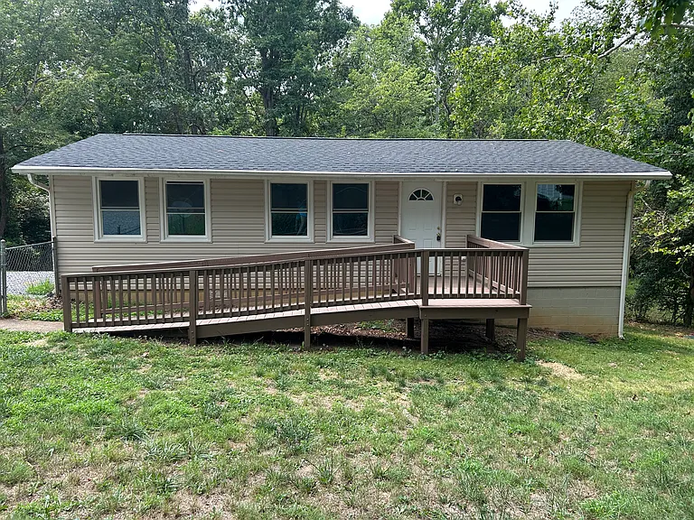 7275 Corville Farm Rd — Photo 2