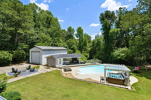 175 Highland Hills Rd Photo 1 175 Highland Hills Rd Photo 1