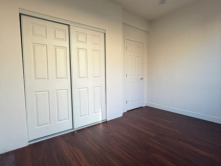 8922 Del Rio Cir — Photo 26