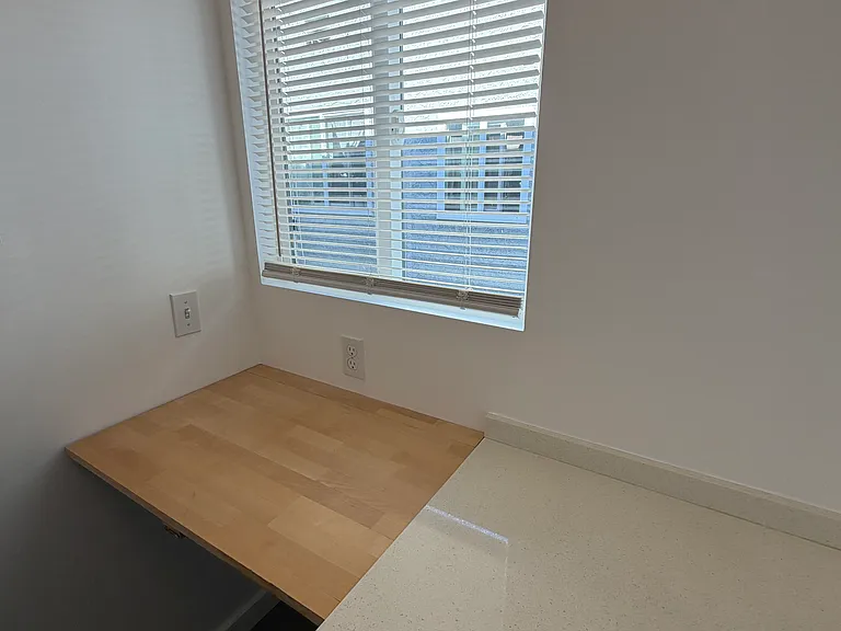 8416 1/2 Victoria Ave — Photo 13