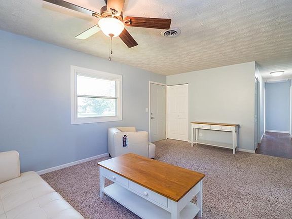 4th image of 318 Halcyon Ave