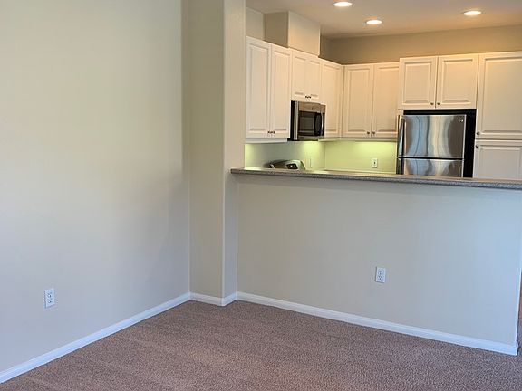 5th image of 12345 Creekview Dr Unit 63