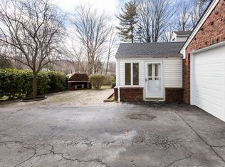 36 Ford St, Hamden, CT 06517