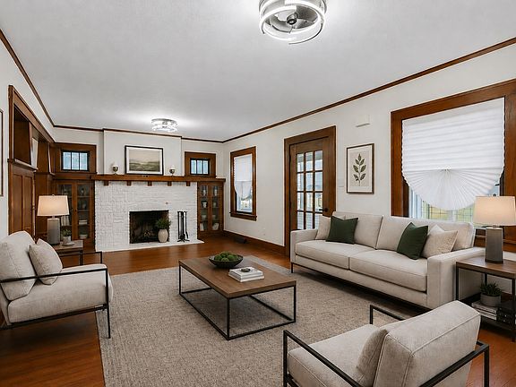 3rd image of 3311 Pleasant St