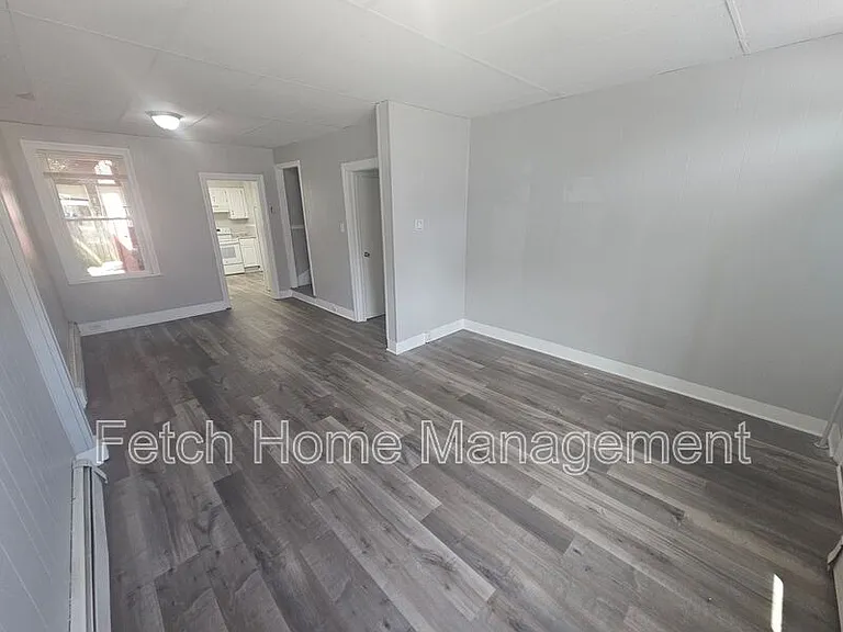 46 N Broad St — Photo 3