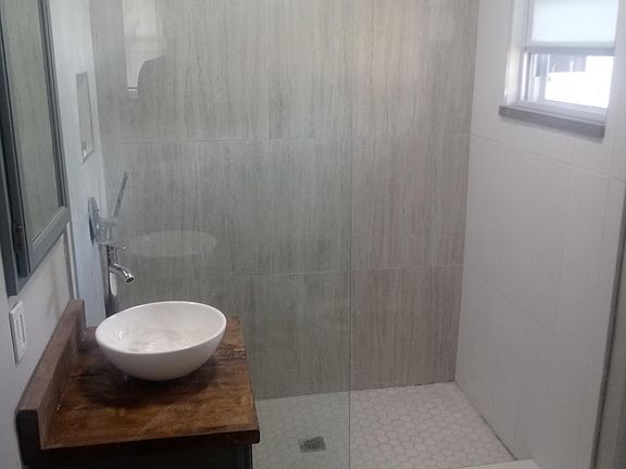 4th image of 1115 Watson St SW #1