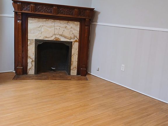 4th image of 324 Goundry St #0