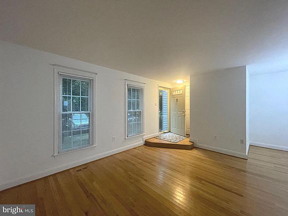 2nd image of 7425 Duddington Dr