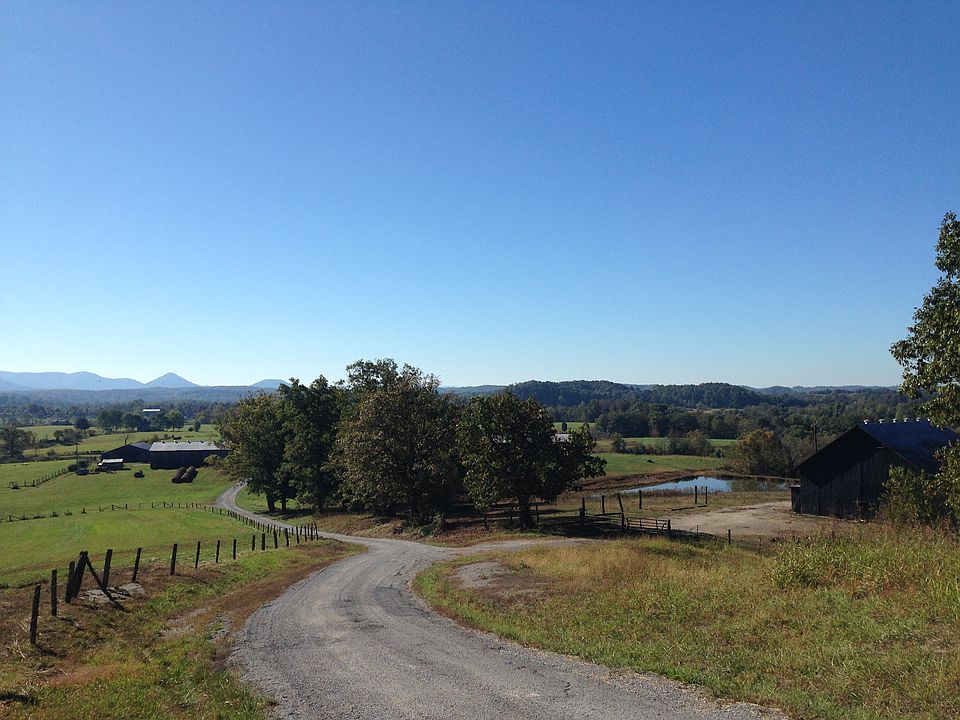View from the top of Embs Ln