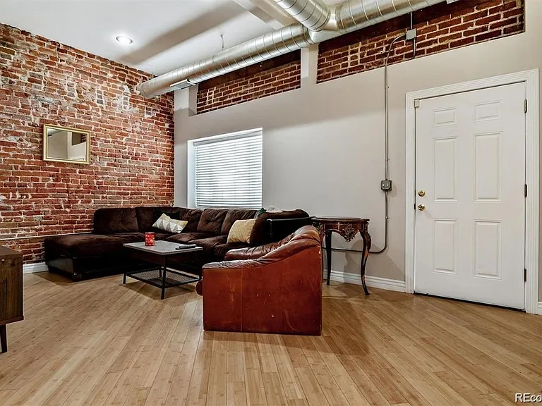 71 Galapago St — Photo 3