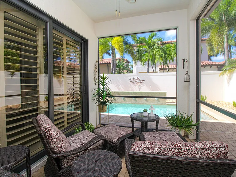 8000 Cordoba Pl — Photo 11