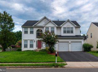 9203 Arnie Ct, Manassas Park, VA 20111