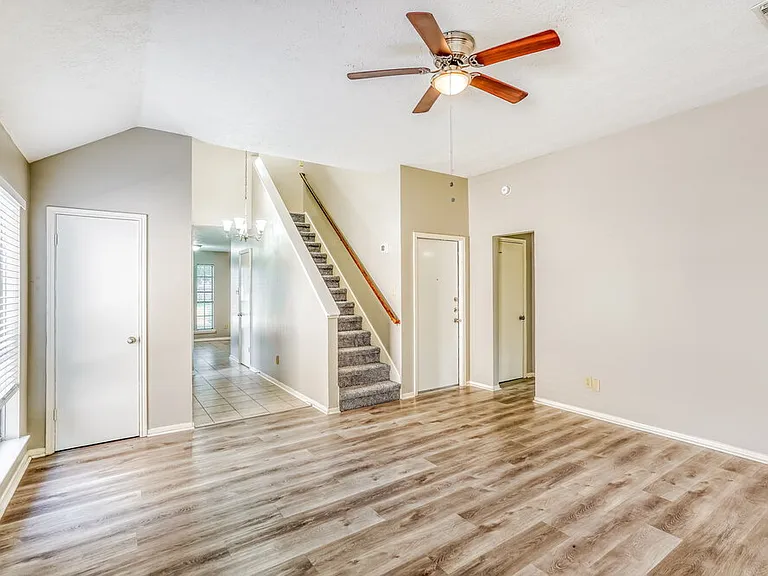 4255 Gypsy Pops Dr — Photo 7