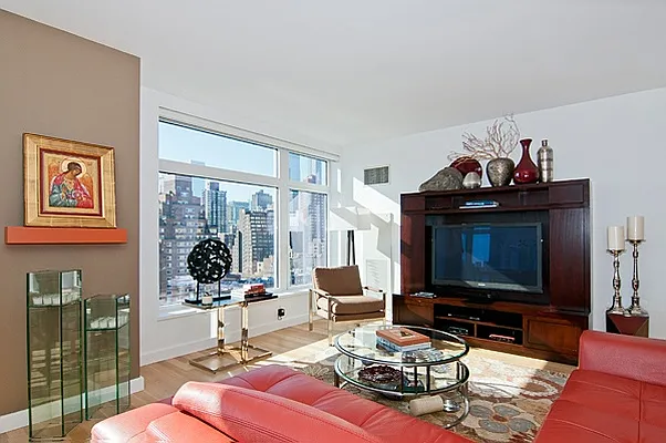 Rented by Nest Seekers International | media 40