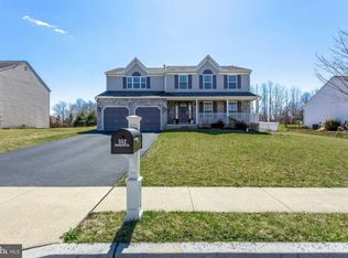 352 Buckhead Ln, Douglassville, PA 19518