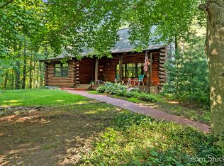 10959 Lincoln Lake Rd NE, Greenville, MI 48838