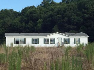 96 Johns Bridge Rd, Canon, GA 30520