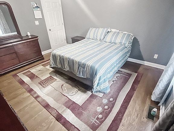 3rd image of 603 Sagittarius Ave