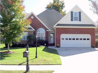 7082 Ely Ford Pl, Hixson, TN 37343