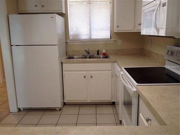 5th image of 631 Grenadine Ct N #631
