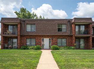 5703 Golden Ct NE APT 34, Cedar Rapids, IA 52402