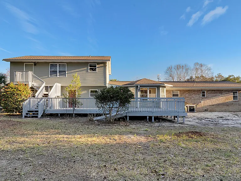 300 Wildwood St — Photo 33