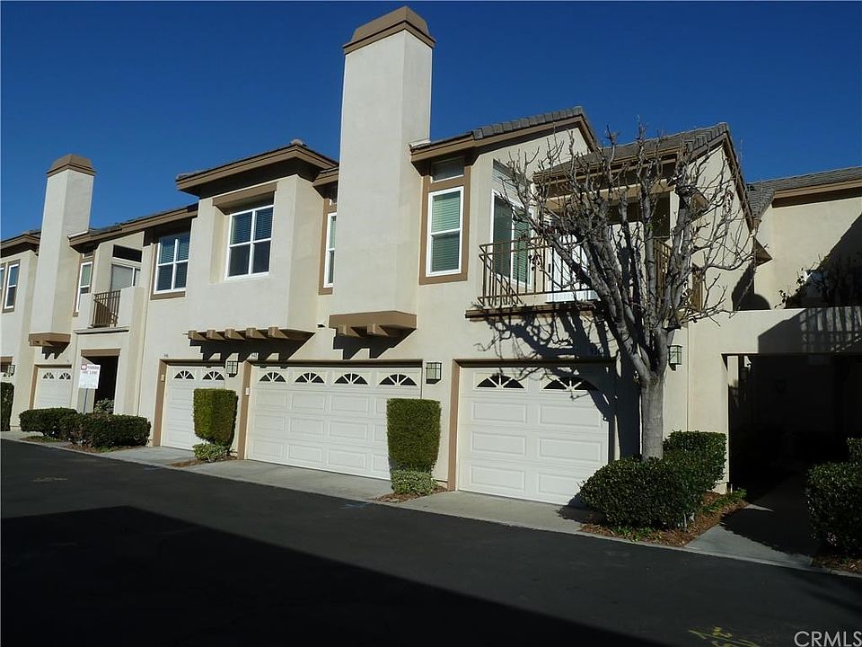 1st image of 946 S Country Glen Way