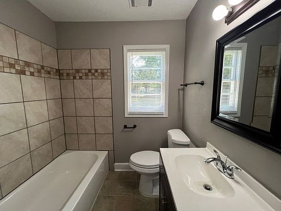 5th image of 3551 Pearson Rd