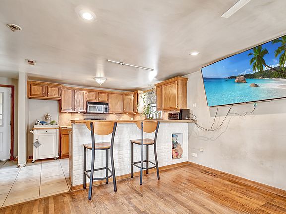 5th image of 9708 McVicker Ave