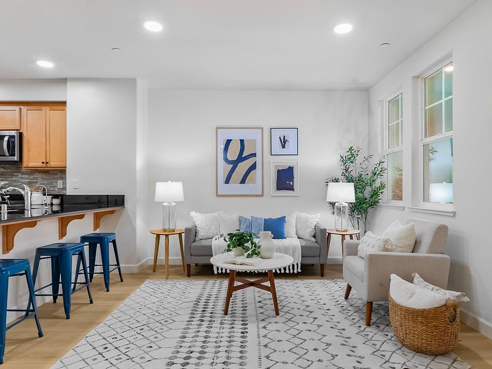 1st image of 1032 Abruzzo Ln #6