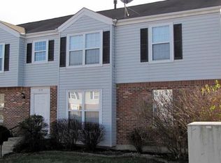 95 Woodlake Ct, Lake Saint Louis, MO 63367
