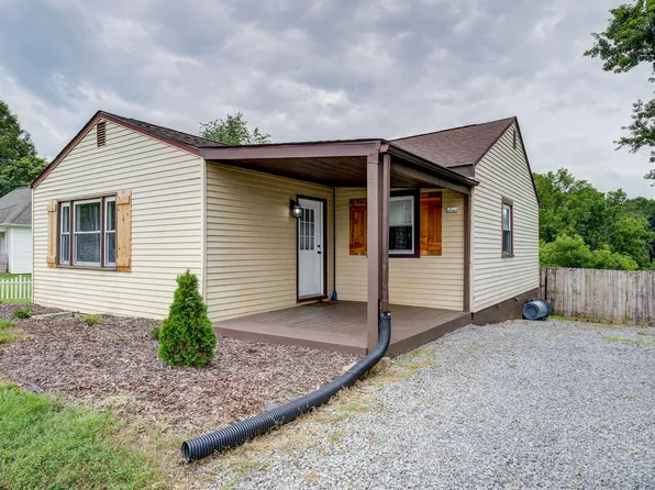 242 Jonesboro Dr, Bluff City, TN 37618