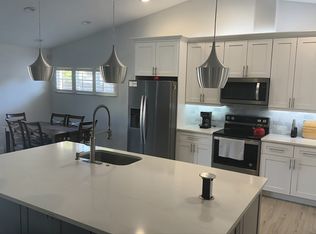 9172 New Orleans Dr, Orlando, FL 32818