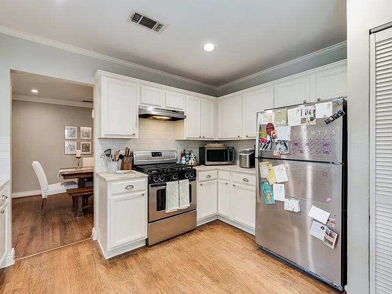 6219 Revere Pl — Photo 8