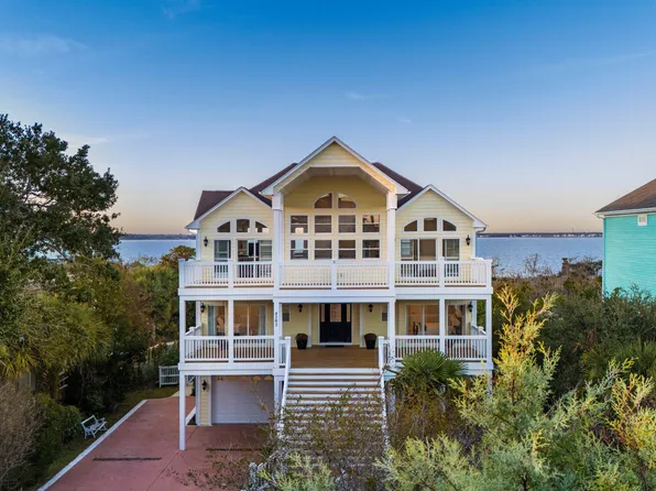 4202 Emerald Drive, Emerald Isle, NC 28594