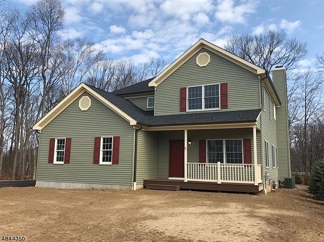 1st image of 71 Colonial Woods Dr