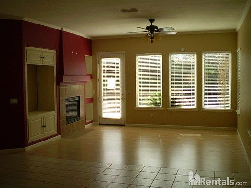 2nd image of 1925 Broadford Dr