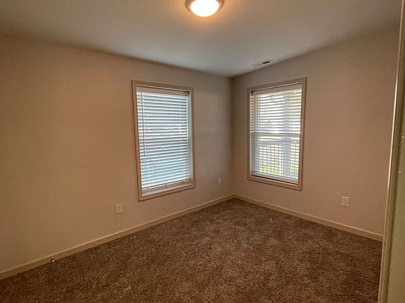 5th image of 1908 Robbins St