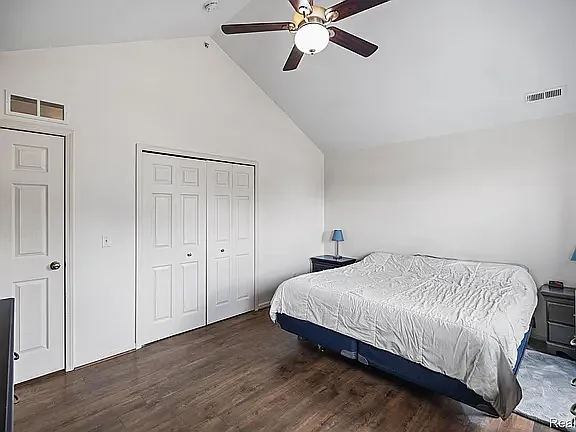 17200 Addington Dr — Photo 12