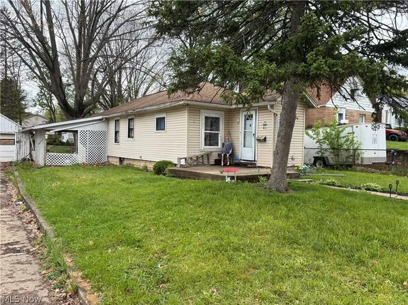 323 Harding Ave SW, Massillon, OH 44646