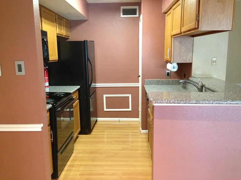 2120 El Paseo St #2006 — Photo 3