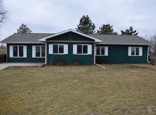 311 W 3rd St, Orient, IA 50858