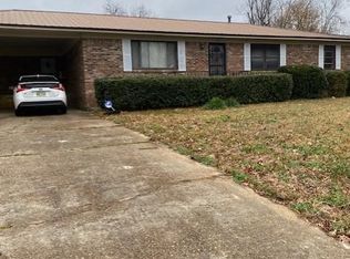636 Coleman Ave, Holly Springs, MS 38635