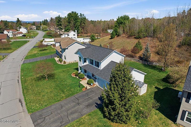 3rd image of 44 Whitney Road #South