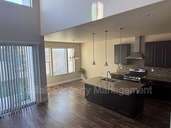 3rd image of 13284 S Herriman Rose Blvd
