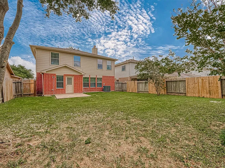 9234 Windswept Grove Dr — Photo 3