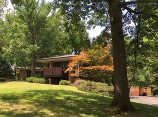 2320 Devonshire Rd, Ann Arbor, MI 48104