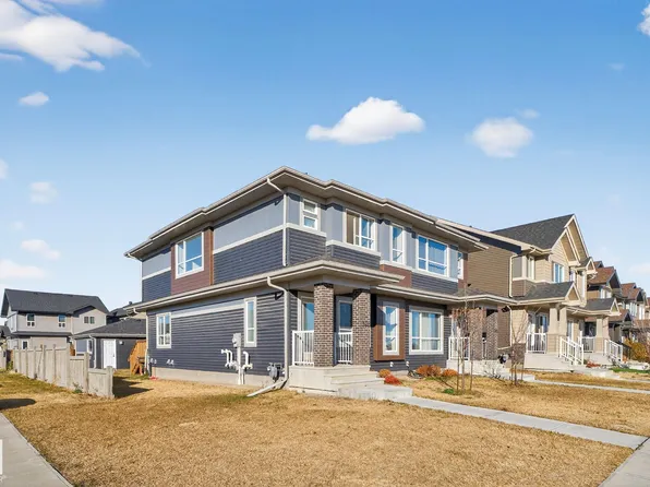 382 Crystallina Nera Dr NW, Edmonton, AB T5Z 0R9